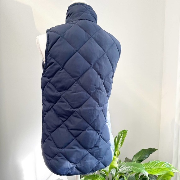 J.Crew Size XS Down Blend Puffer Vest Navy - Picture 2 of 10